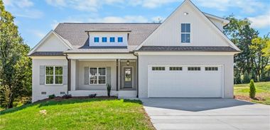 image of property with 3 Bed | 2 Bath | 2,678 Sqft