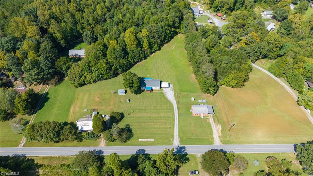 main property photo 29