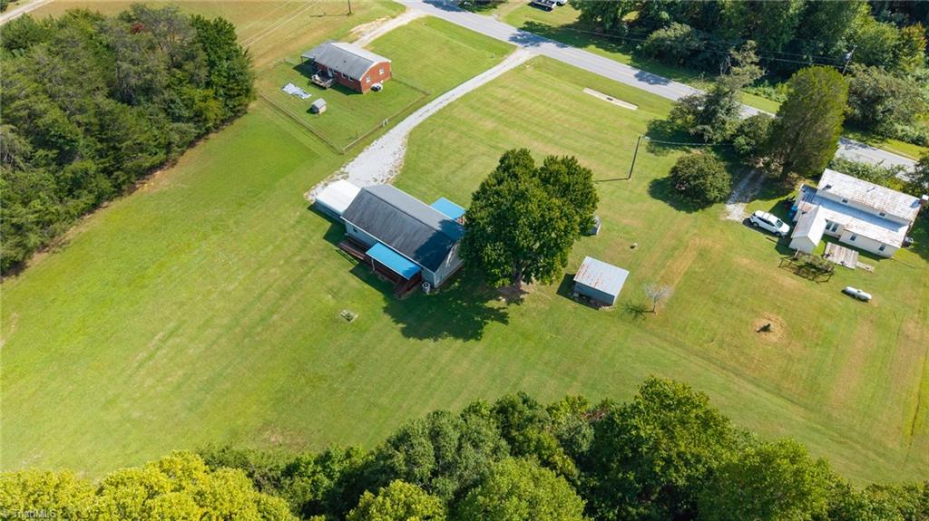 main property photo 36
