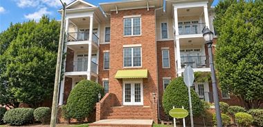 image of property with 2 Bed | 2 Bath | 1,200 Sqft