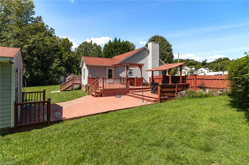 main property photo 29