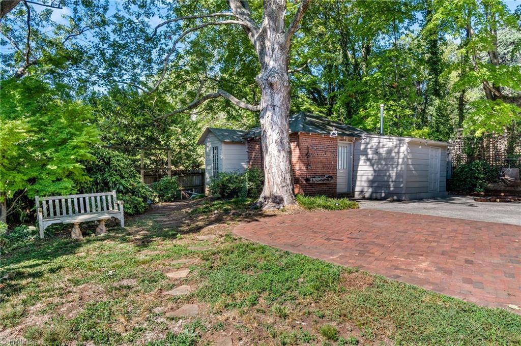 main property photo 26