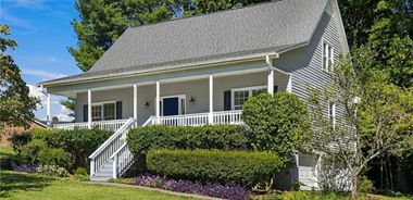 image of property with 3 Bed | 3 Bath | 2,164 Sqft
