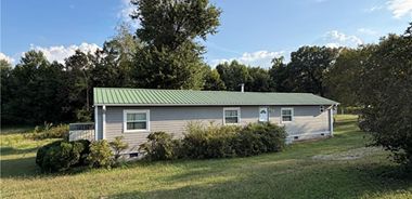 image of property with 2 Bed | 1 Bath | 856 Sqft