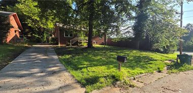 image of property with 3 Bed | 1 Bath | 975 Sqft