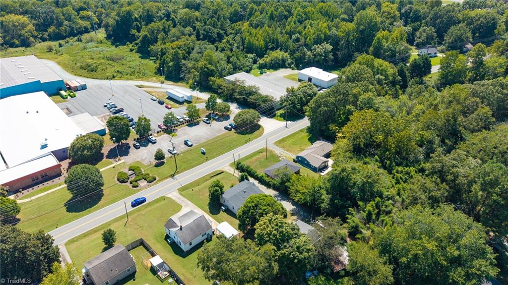 main property photo 43