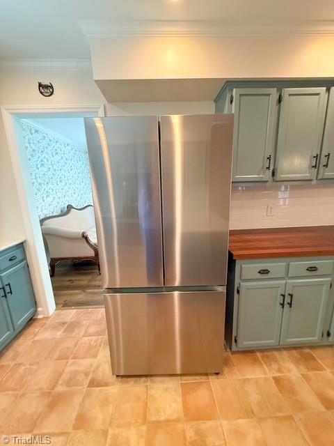 main property photo 30