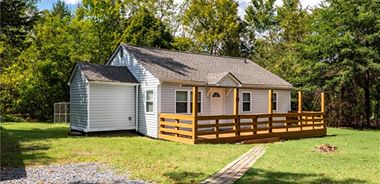 image of property with 2 Bed | 1 Bath | 865 Sqft