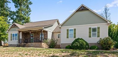 image of property with 3 Bed | 2 Bath | 1,786 Sqft