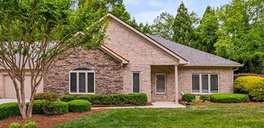 image of property with 3 Bed | 2 Bath | 2,285 Sqft