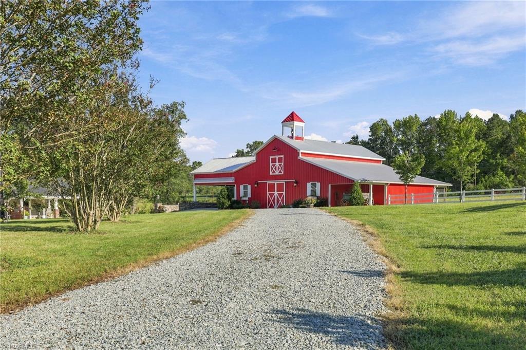 main property photo 49