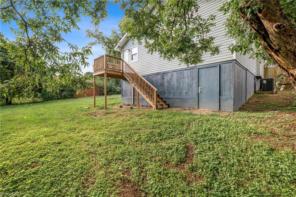 main property photo 31