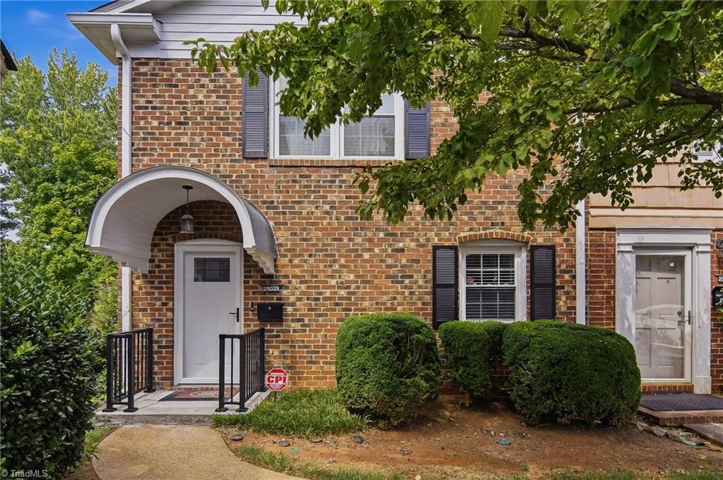 main property photo 0
