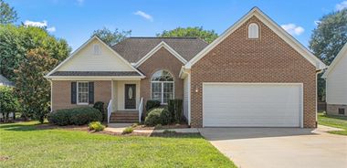 image of property with 3 Bed | 2 Bath | 1,679 Sqft