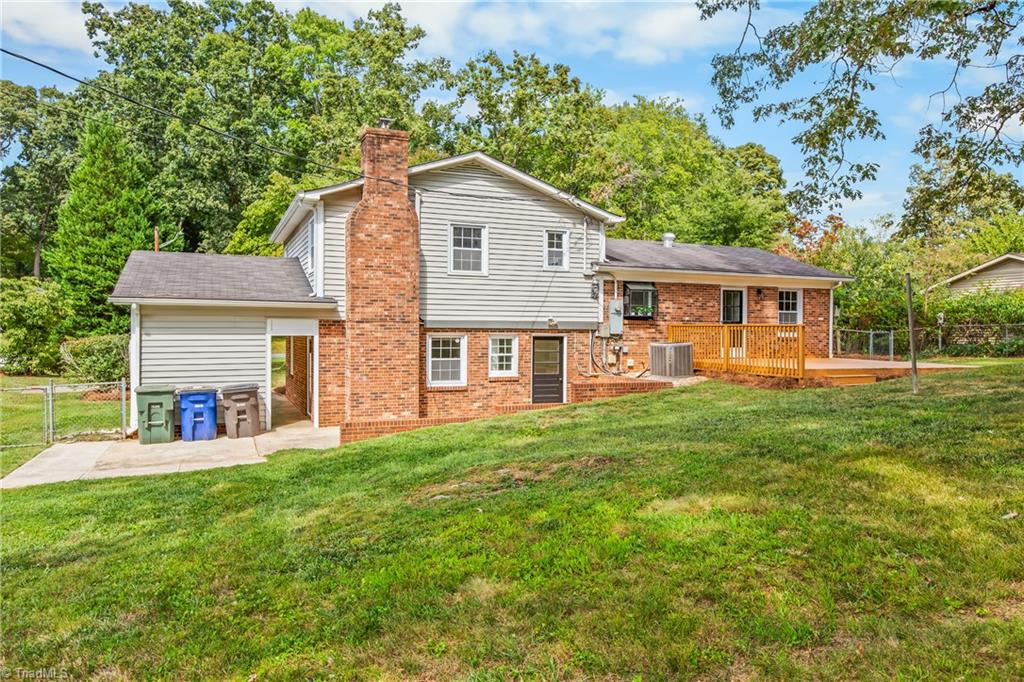 main property photo 31