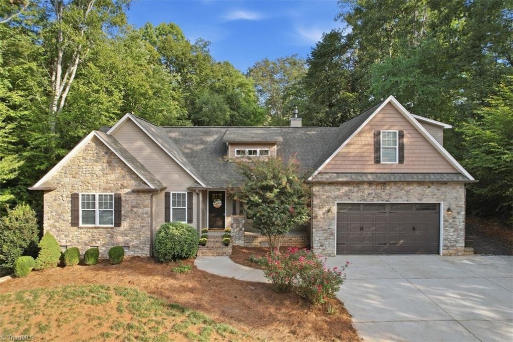 main property photo 0