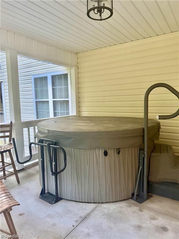 main property photo 27