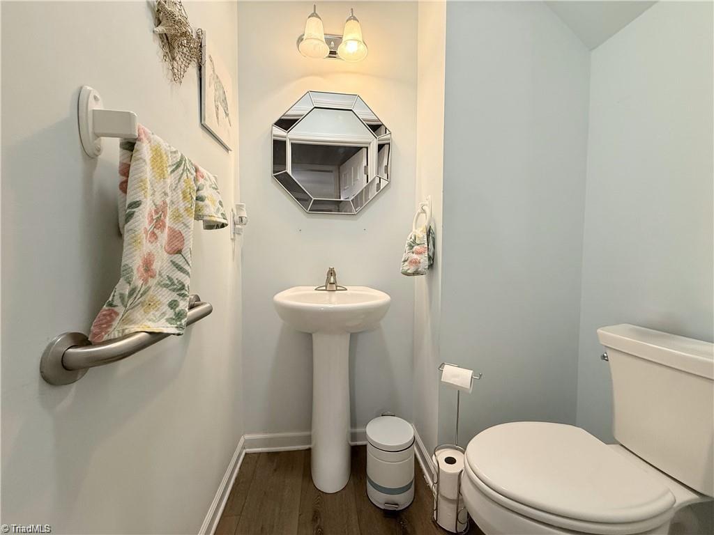 main property photo 5