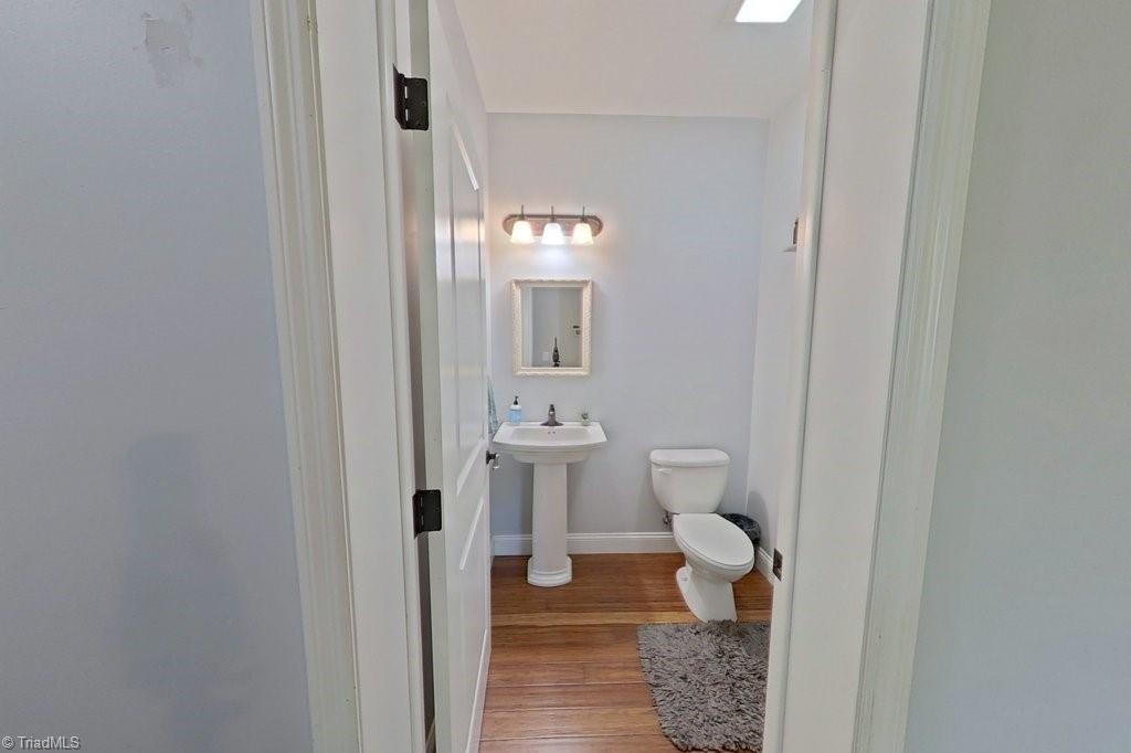 main property photo 13