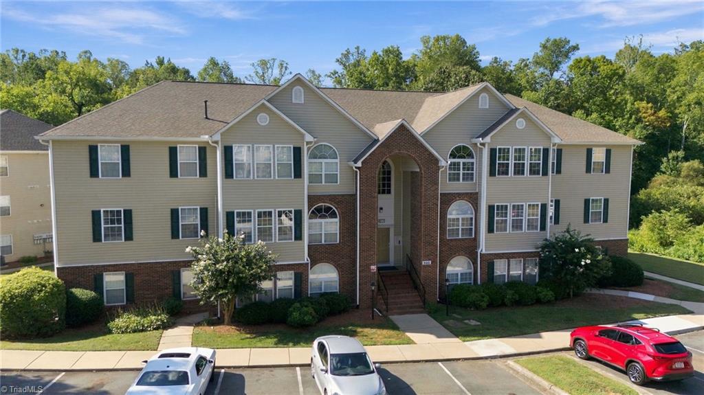 main property photo 0