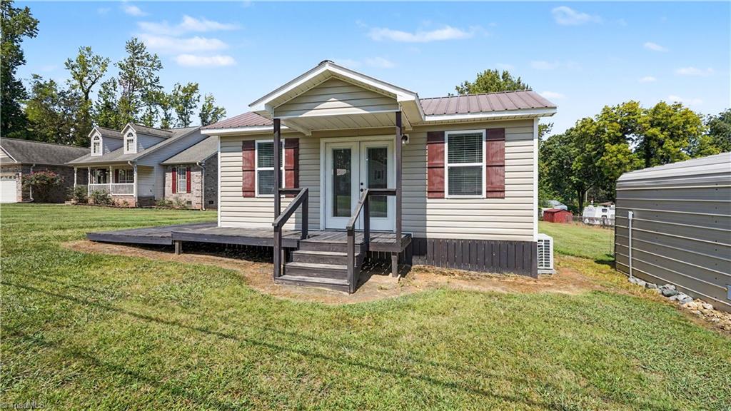 main property photo 30