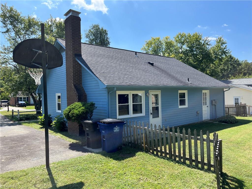 main property photo 5