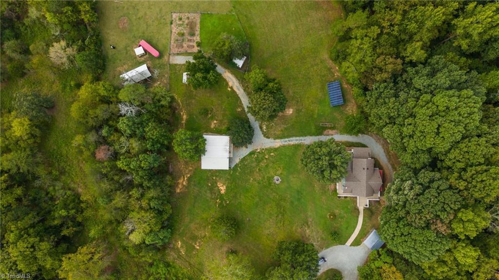 main property photo 45