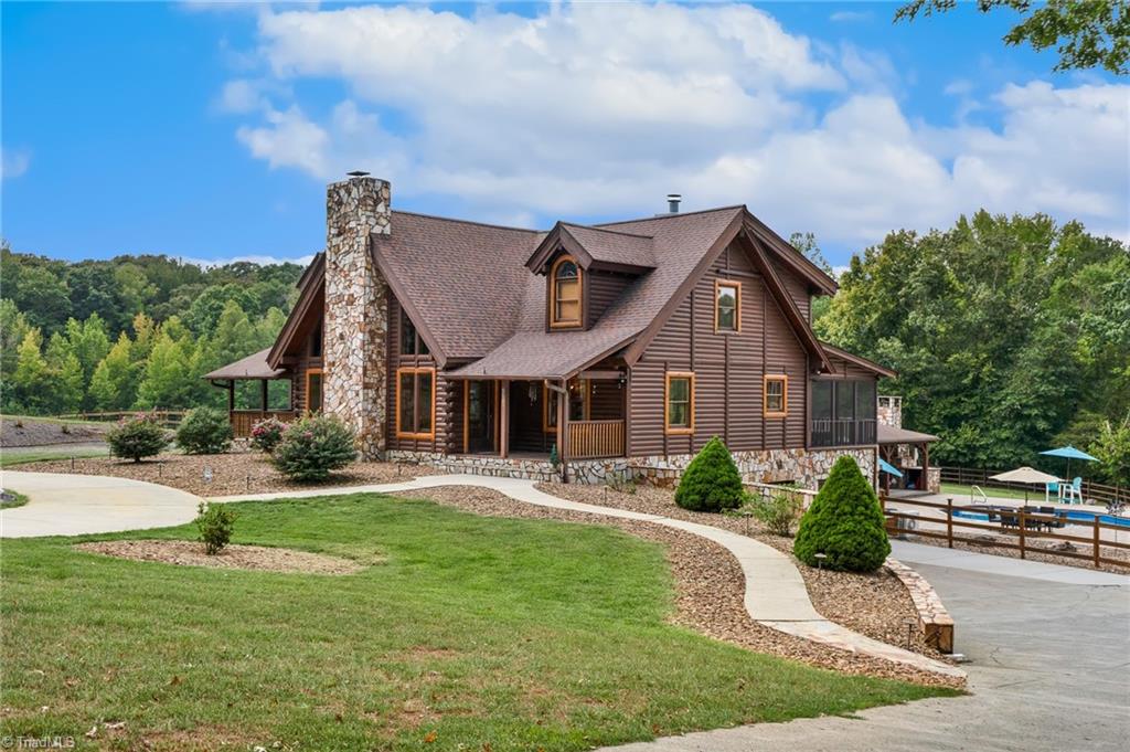 main property photo 41