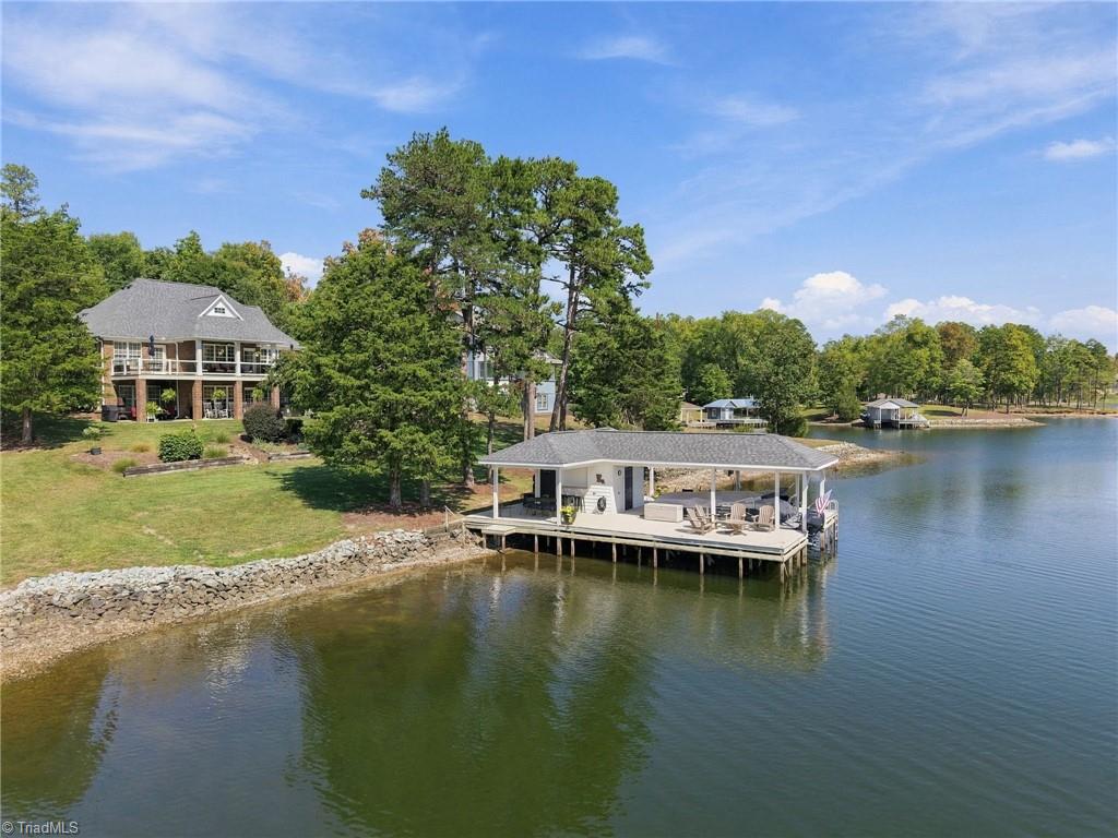 main property photo 0