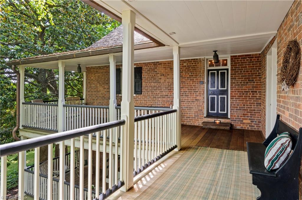 main property photo 33