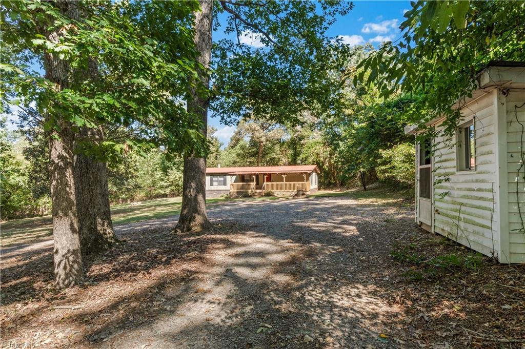 main property photo 27