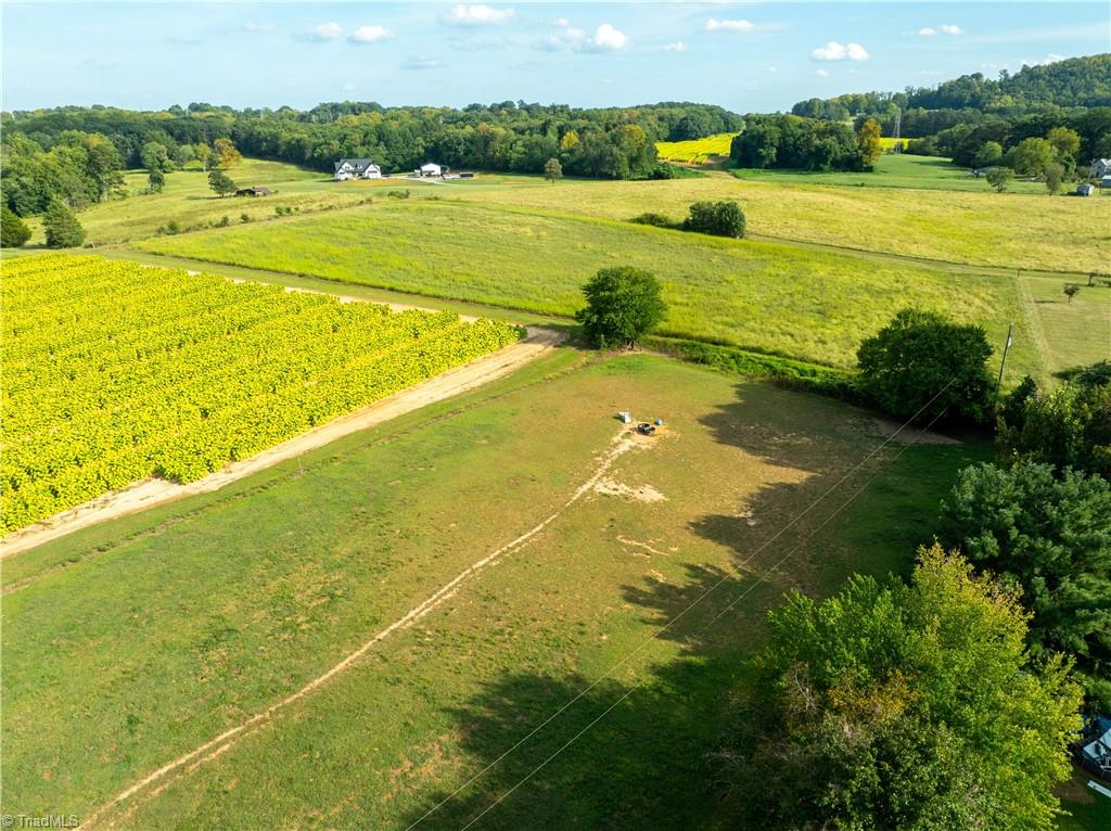 main property photo 45