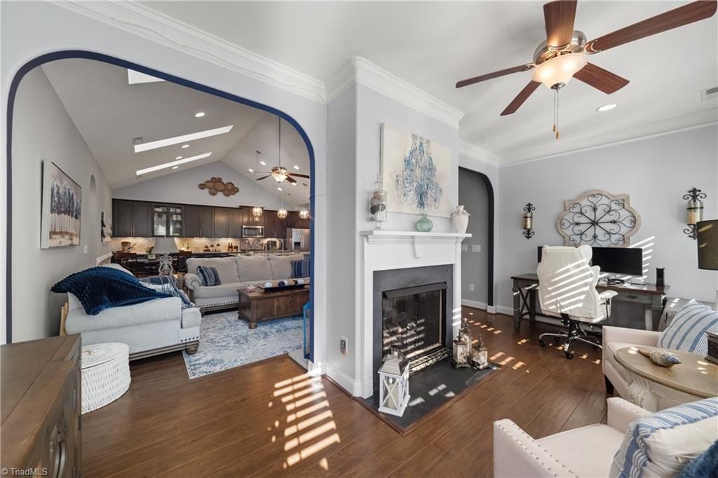 main property photo 19
