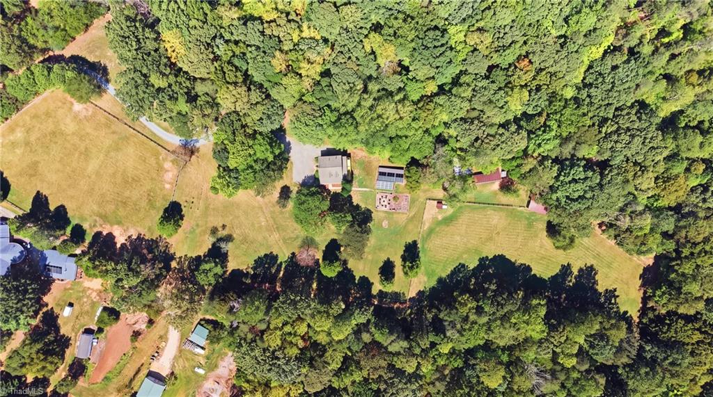 main property photo 49
