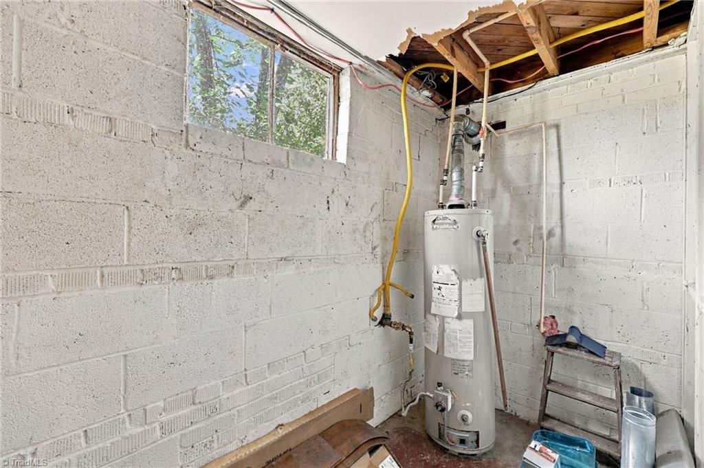 main property photo 22