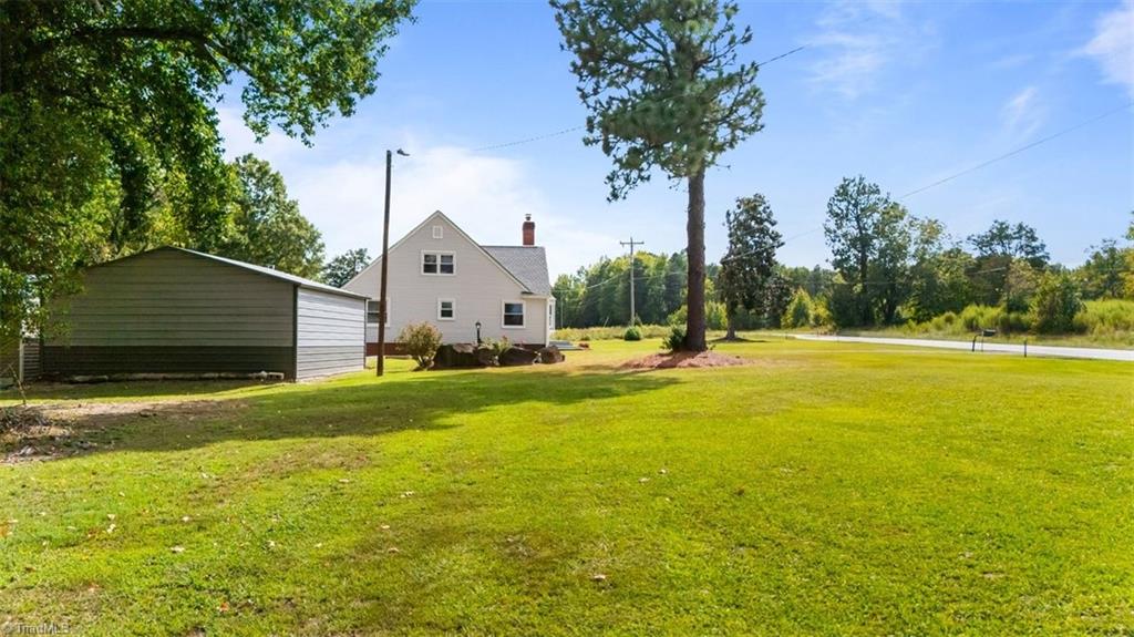 main property photo 40