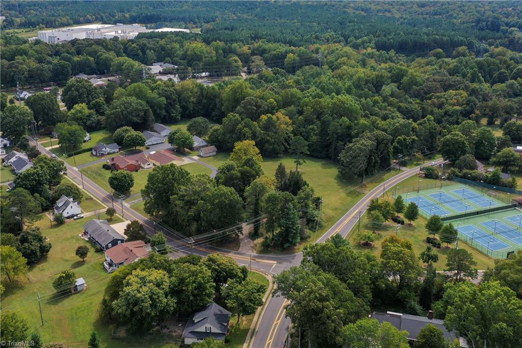 main property photo 43