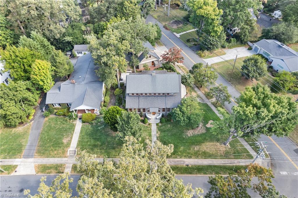 main property photo 49