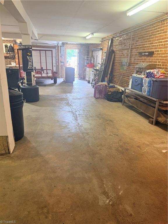 main property photo 23