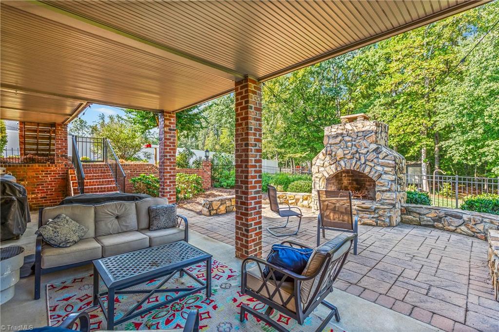 main property photo 48