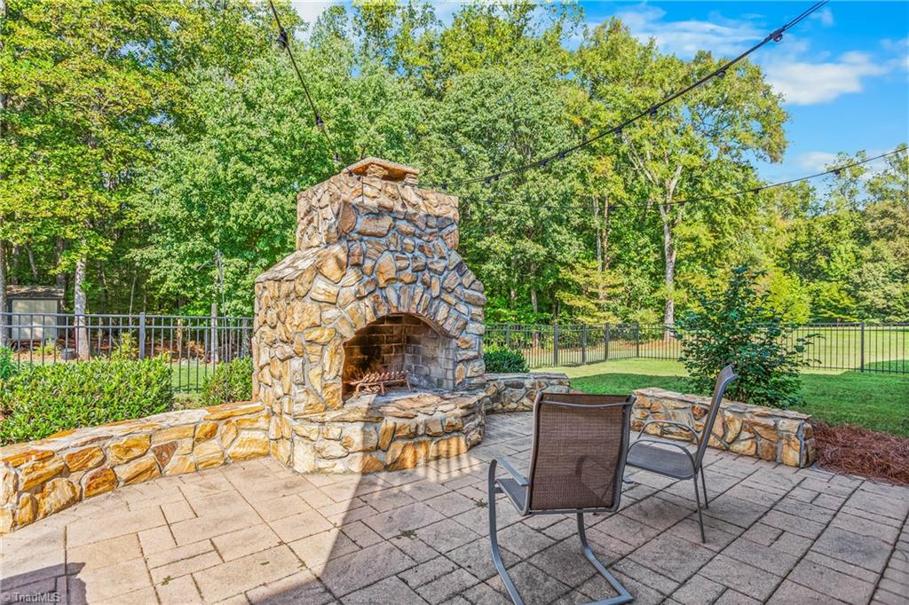 main property photo 49