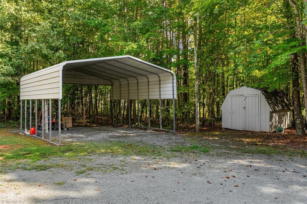 main property photo 36