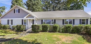 image of property with 3 Bed | 2 Bath | 2,178 Sqft