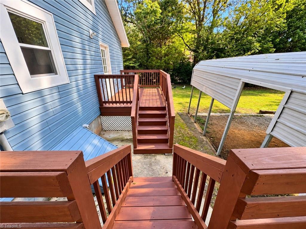 main property photo 28