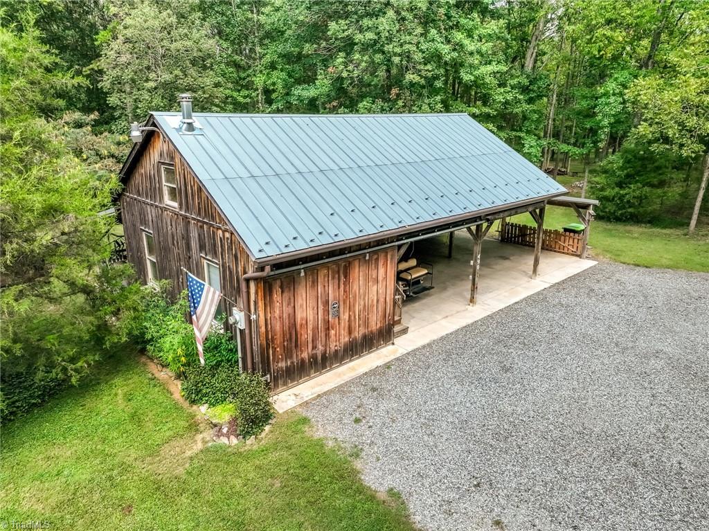 main property photo 39