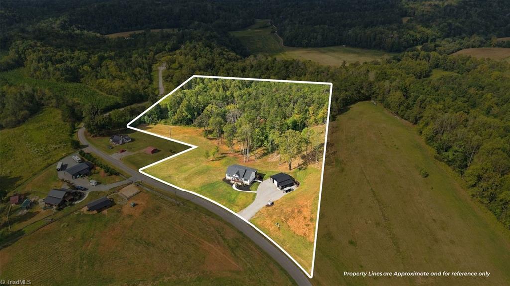 main property photo 19