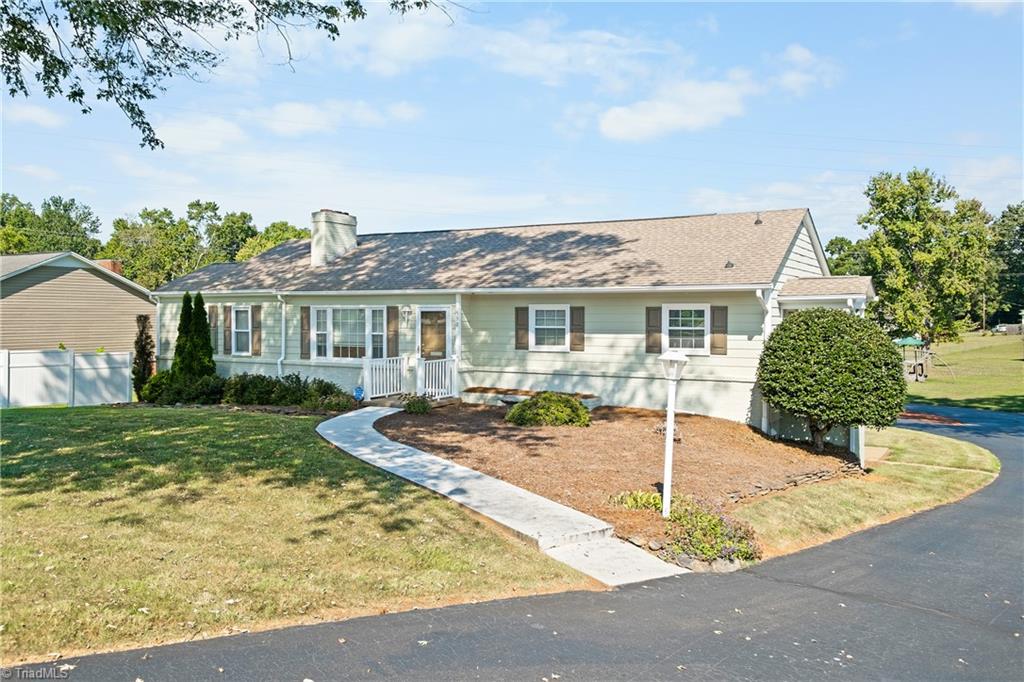 main property photo 2