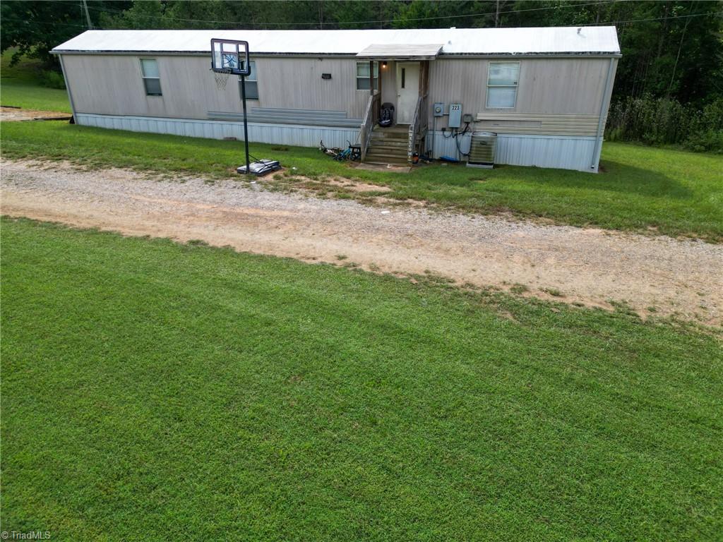 main property photo 14