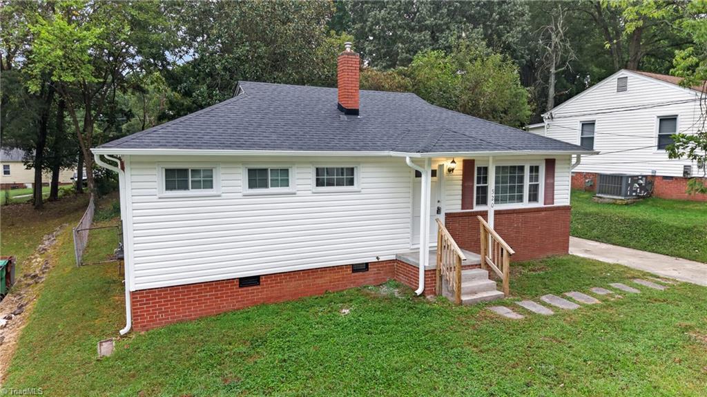 main property photo 2