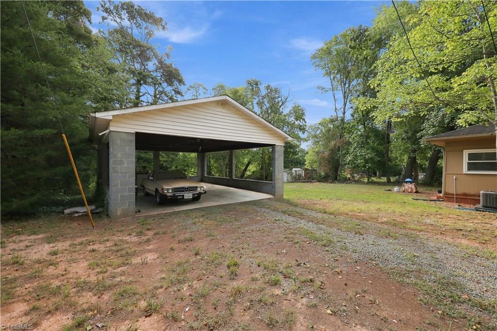 main property photo 23